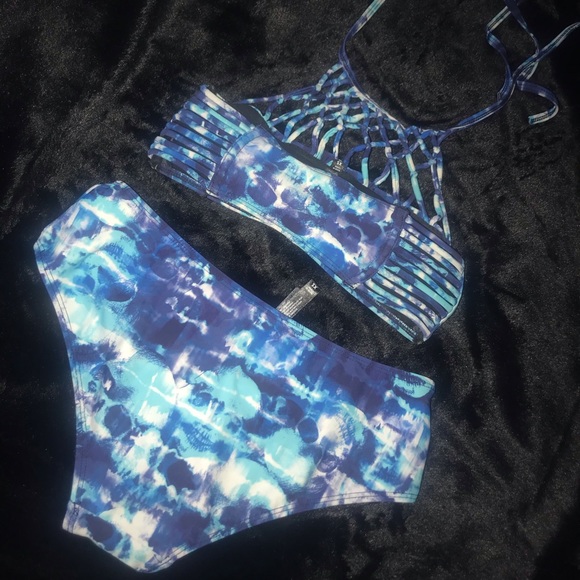 Blue Skulls Hot Topic XS Bathing Suit! - Picture 2 of 5